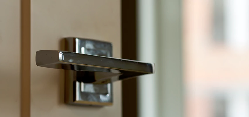 Door Lever Knob Repair in Orange Cove, California