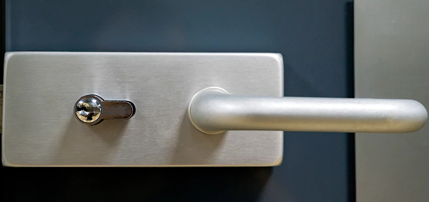 Change Patio Door Locks in Orange Cove, California